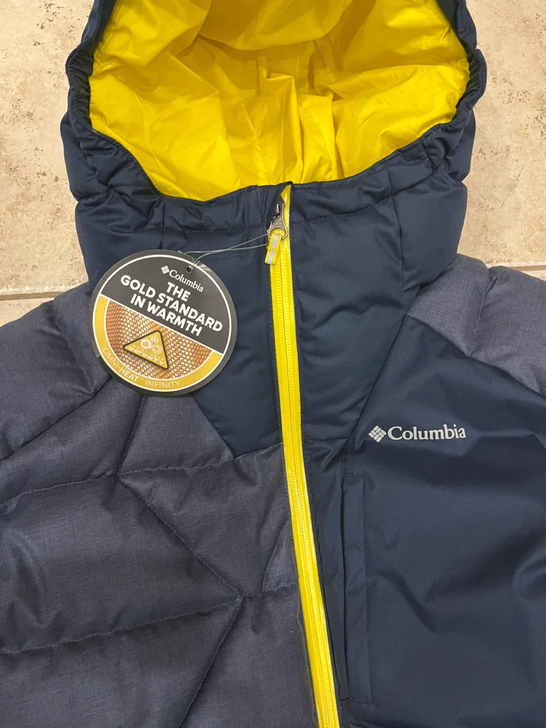 Columbia Youth Puffer Jacket - Size XL image indicator(3)
