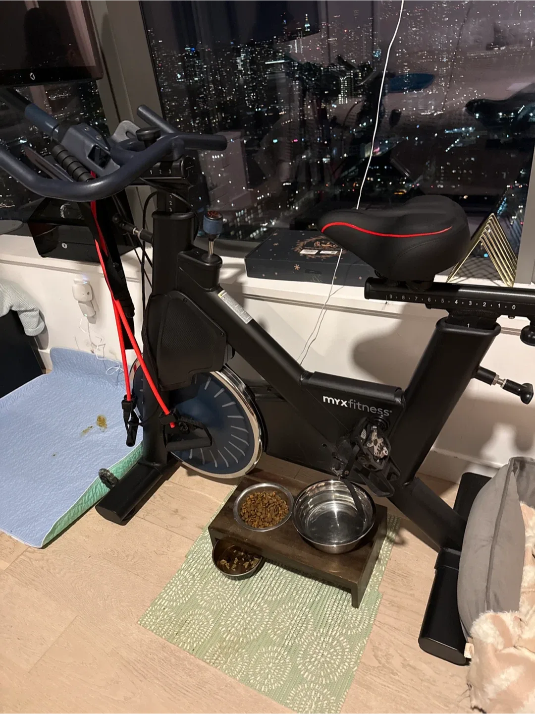 MYXfitness Exercise Bike image indicator(2)