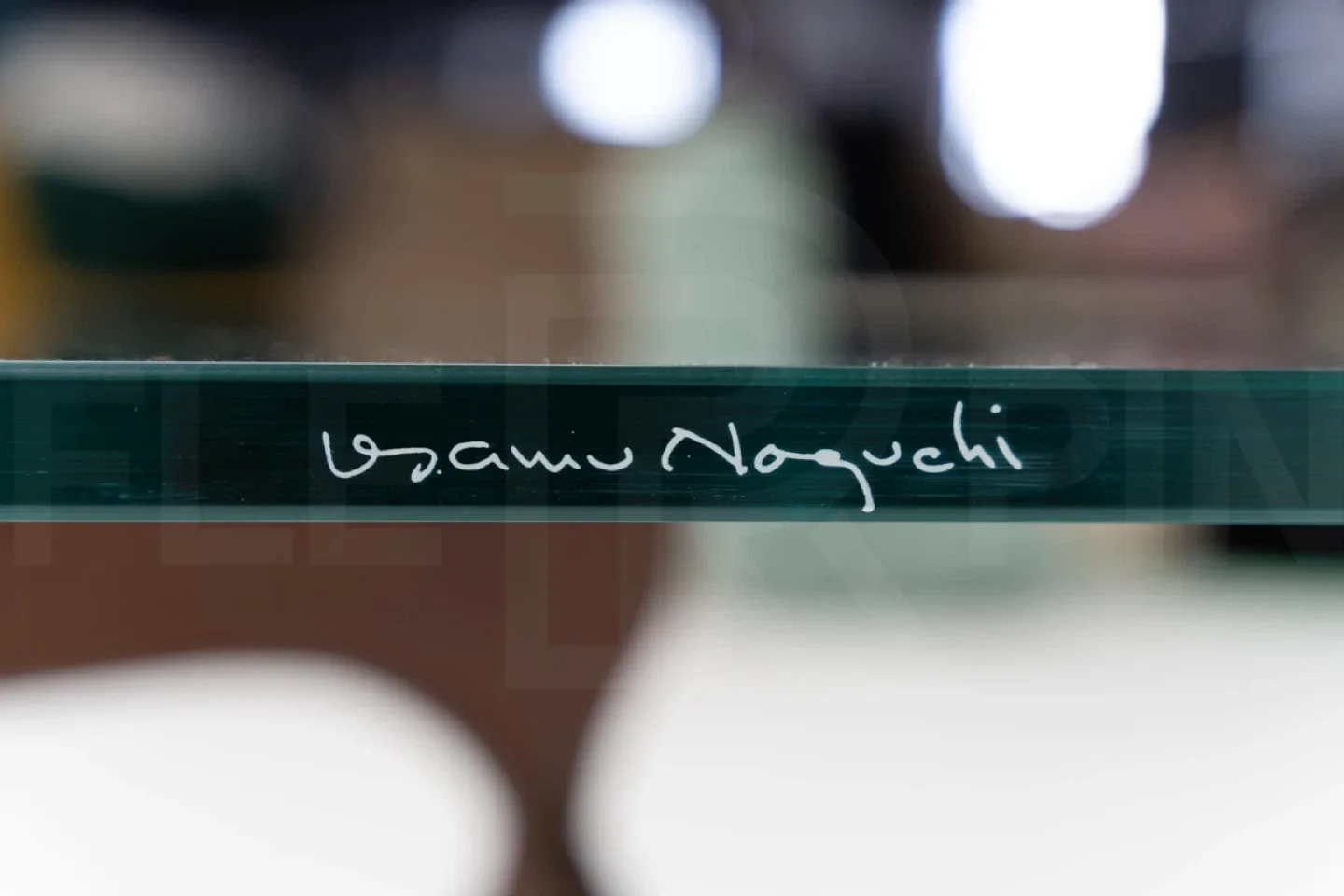 Osamu Noguchi Coffee Table - Black Base image indicator(2)