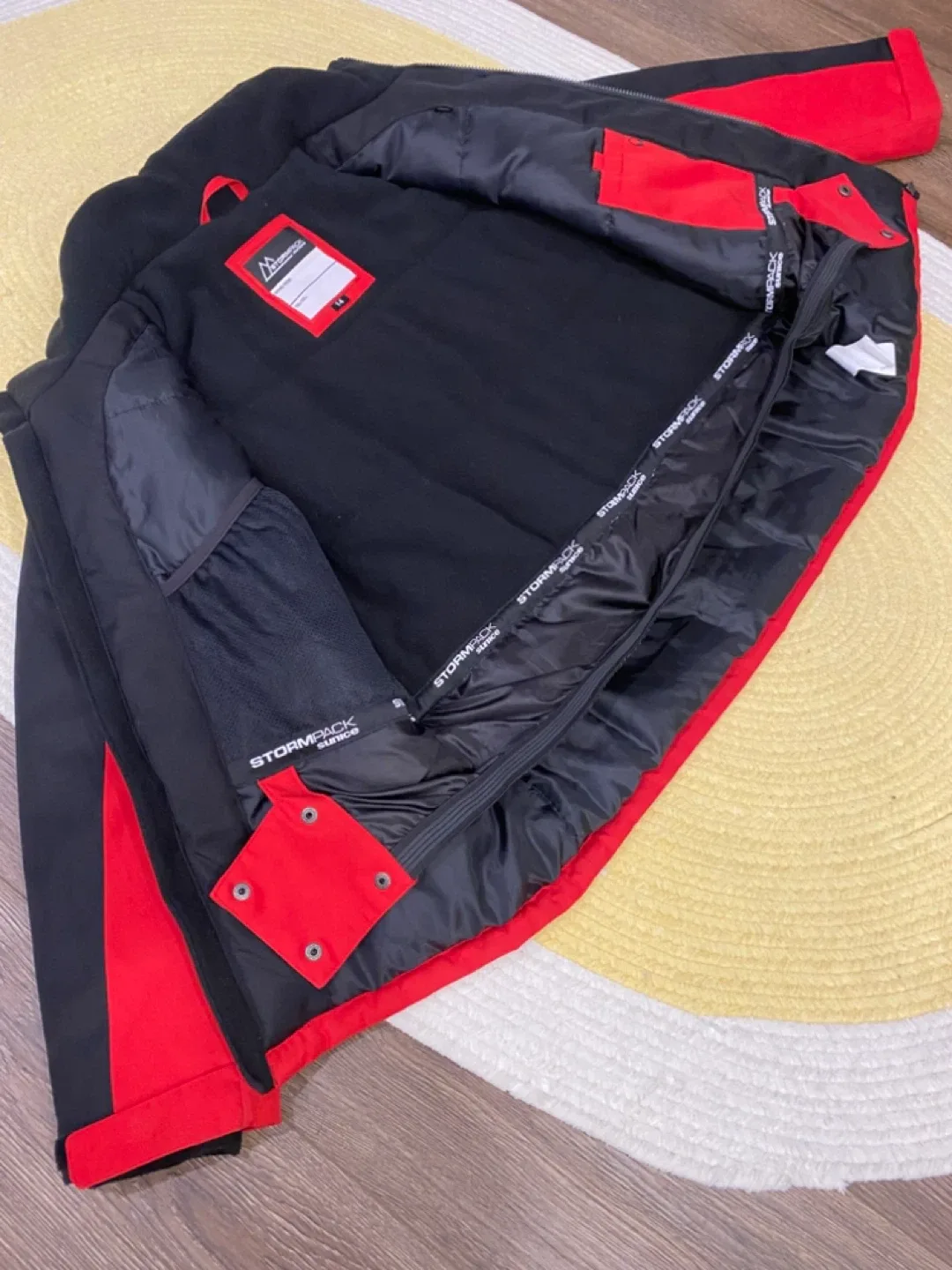 Stormpack Kids' Winter Jacket - Size 14 image indicator(2)