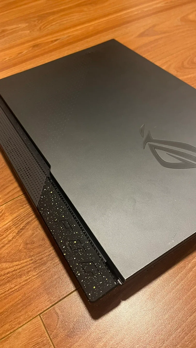 ASUS ROG G15 Gaming Laptop image indicator(2)