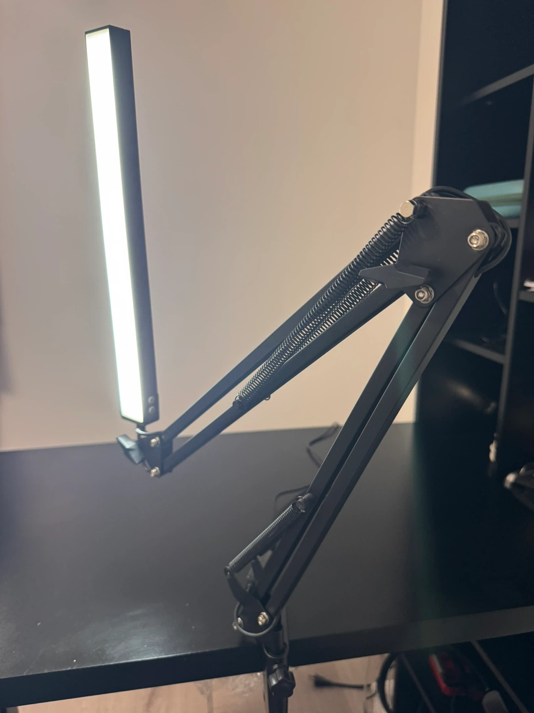 LED Desk Lamp with Clamp ***NEW*** - photo 4