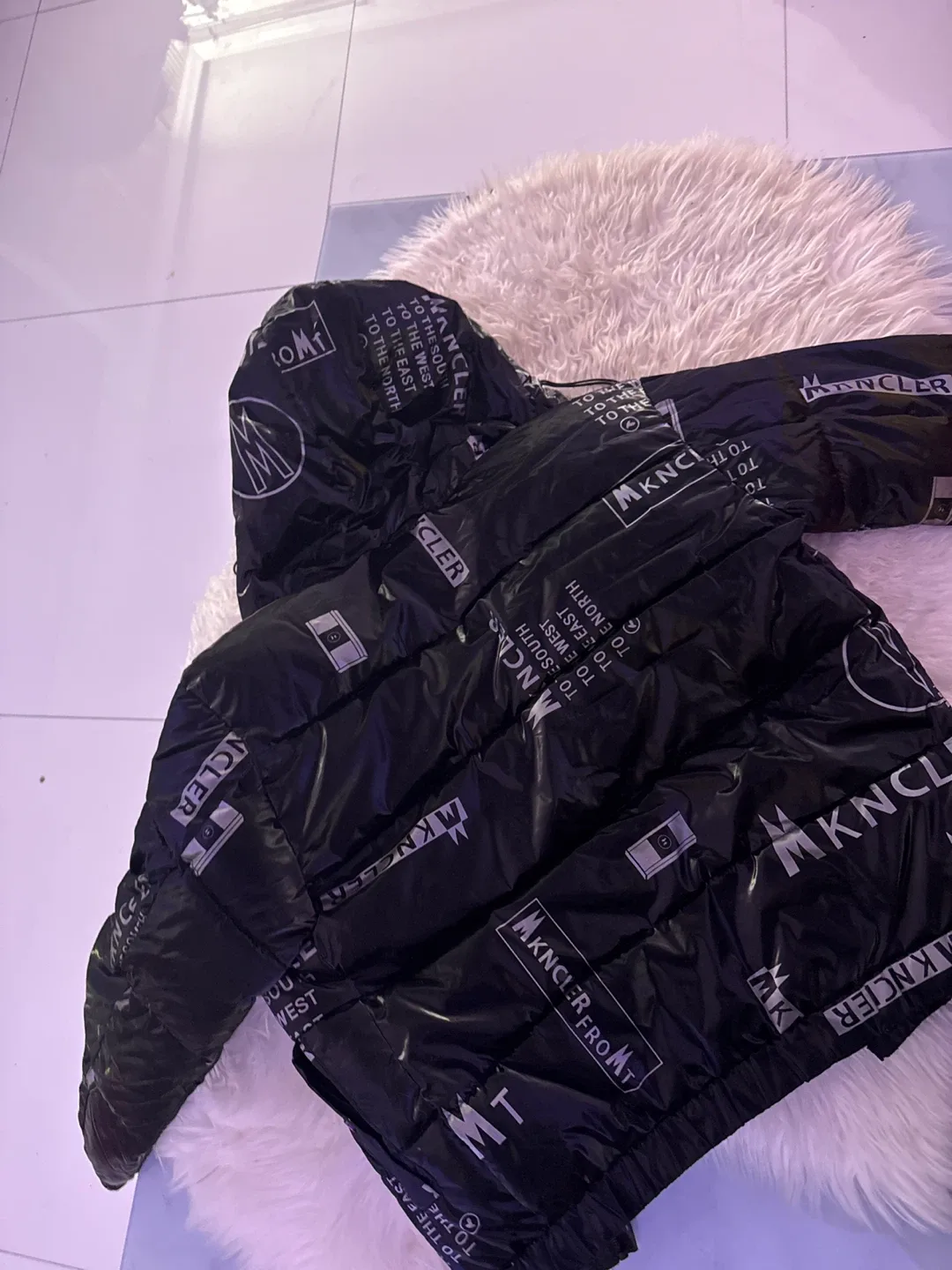 Moncler Padded Jacket - Black image indicator(5)