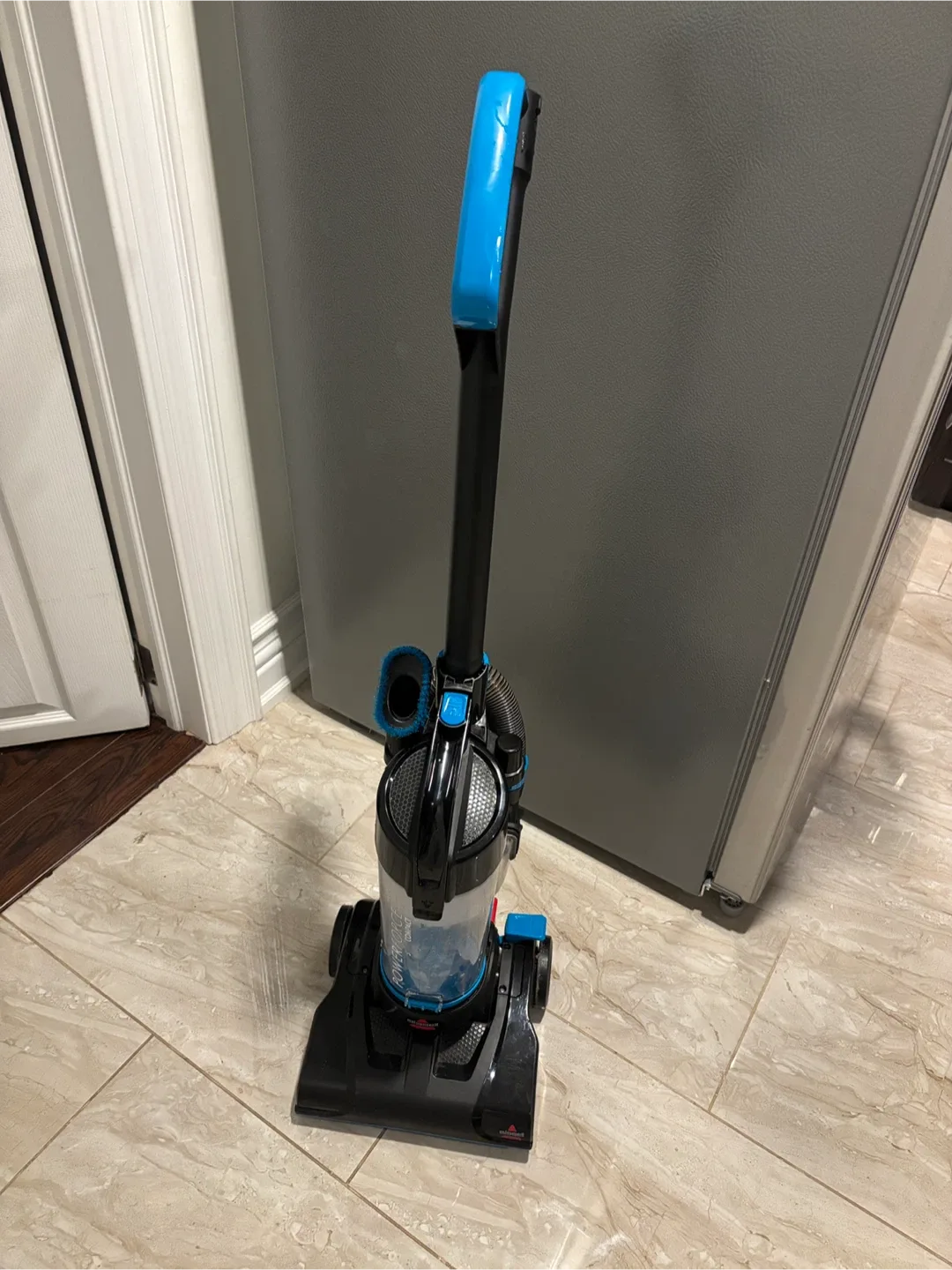 Bissell PowerForce Compact Vacuum image indicator(2)