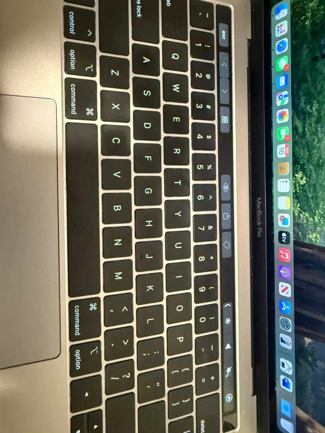 MacBook Pro 13-inch 2019 - price negotiable image indicator(3)