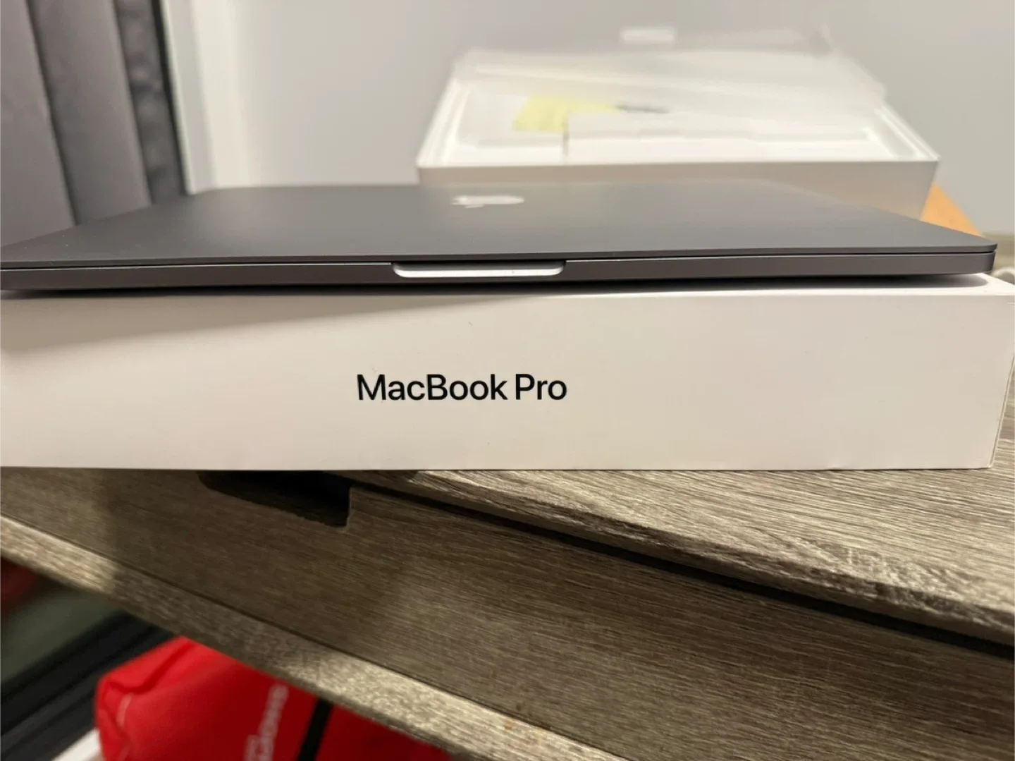 MacBook Pro 13-inch 2019 - price negotiable image indicator(6)