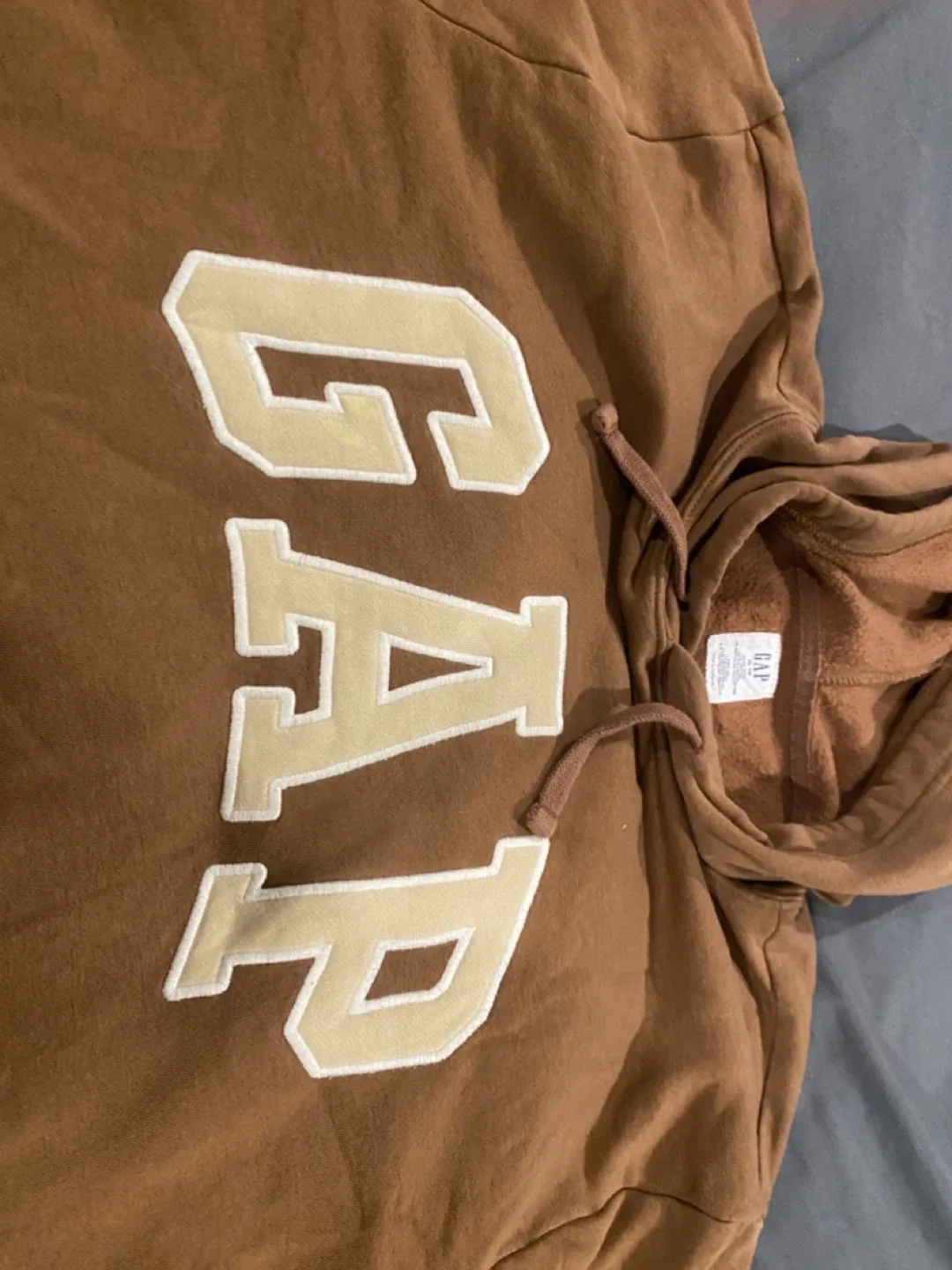 Vintage GAP Brown Hoodie image indicator(2)