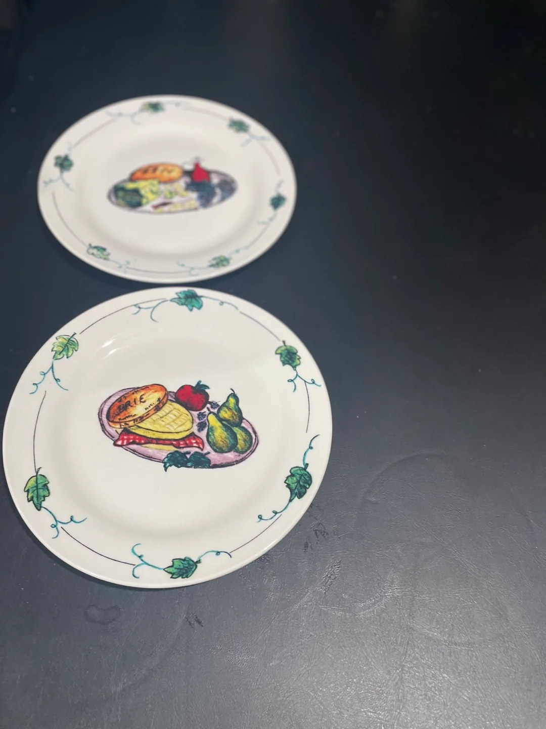 Set of 4 Ceramic Plates - 20 cm