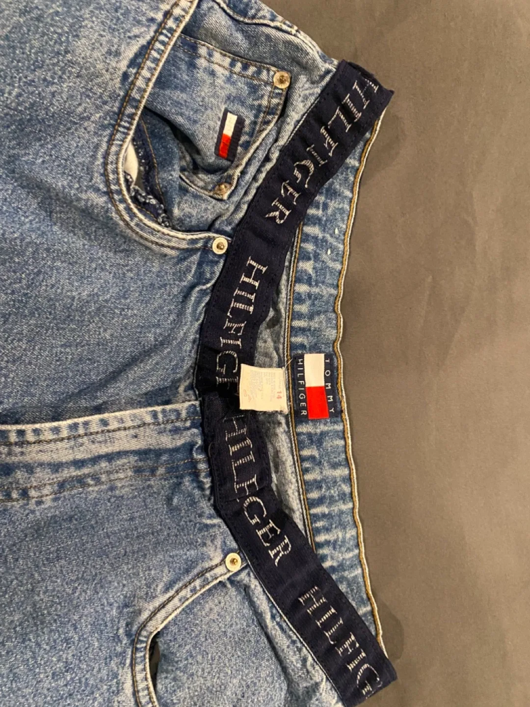 Tommy Hilfiger Jeans - Size 14 image indicator(2)