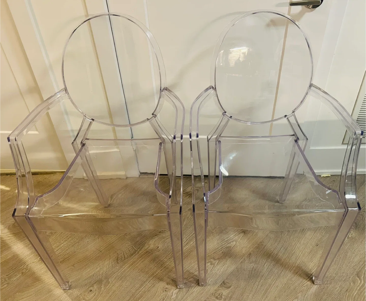 Set of 2 Clear Acrylic Ghost Chairs