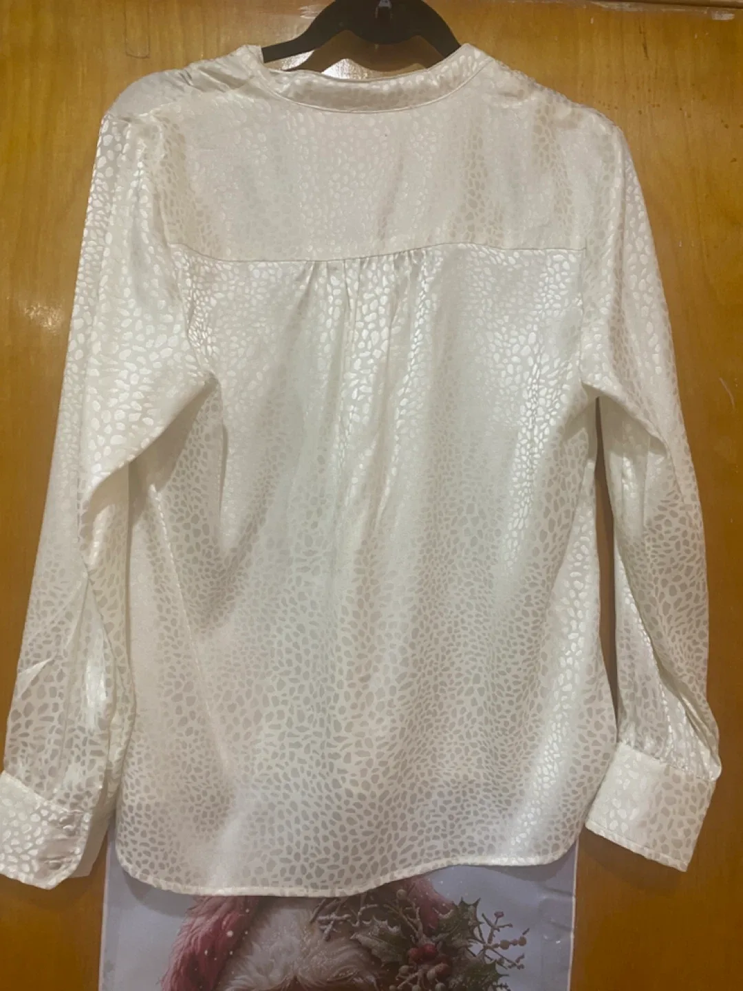 Ecru colored career blouse size m image indicator(5)