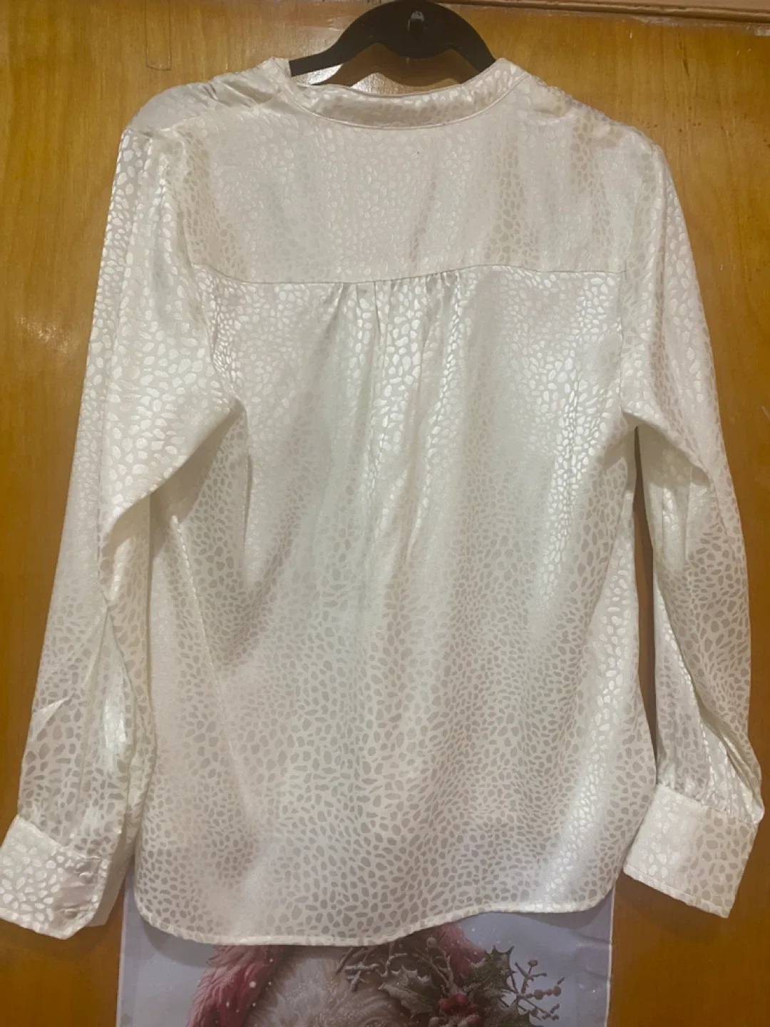 Ecru colored career blouse size m image indicator(4)