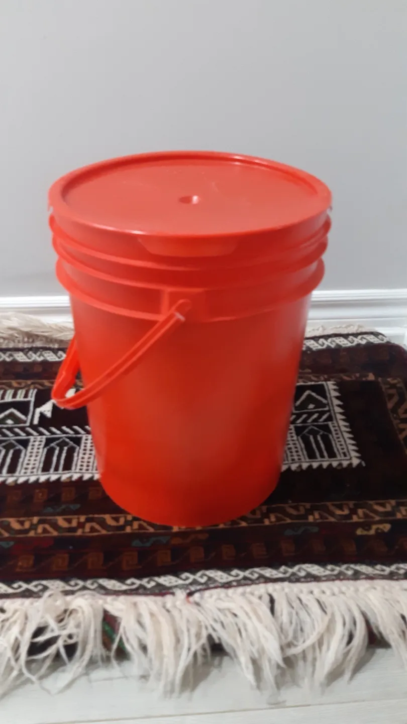 Bucket of Mega Blocks - 200+ pieces image indicator(2)