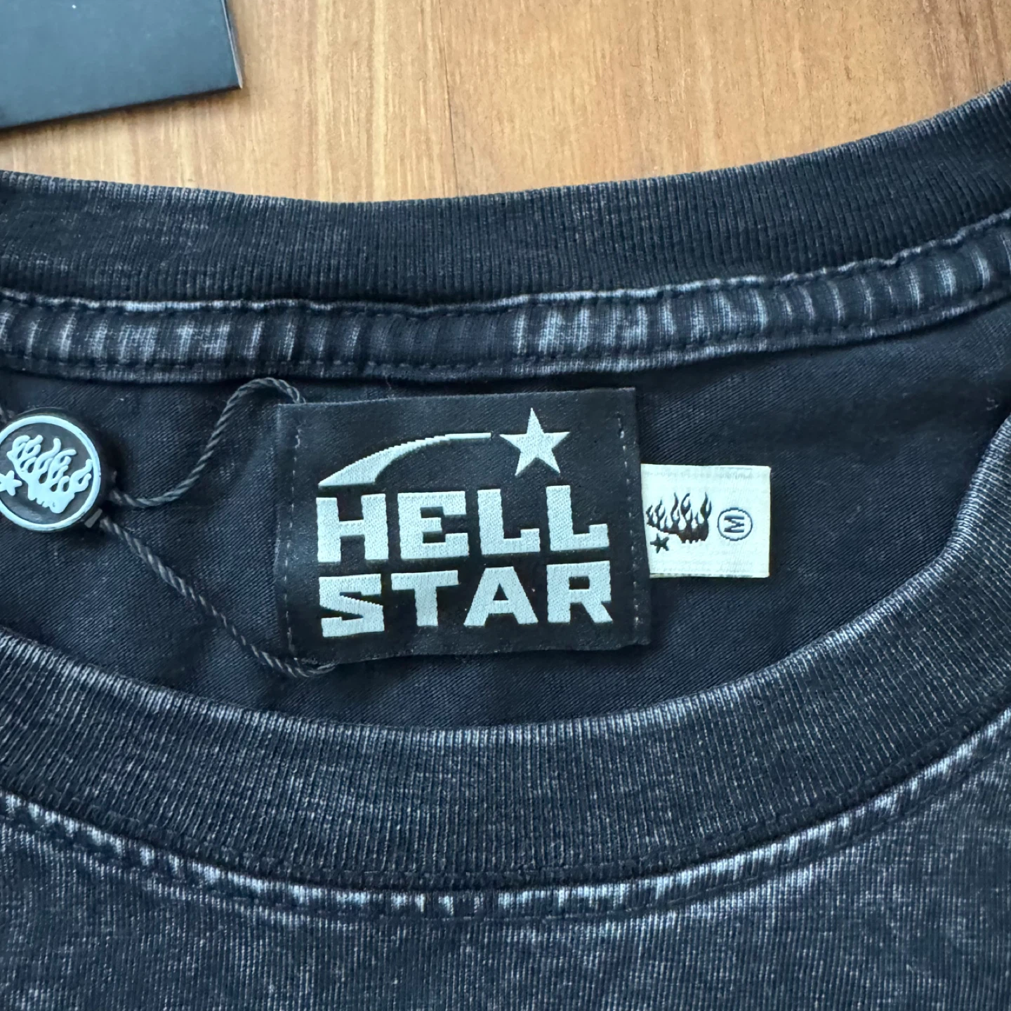 Hellstar Graphic T-Shirt size M - photo 4