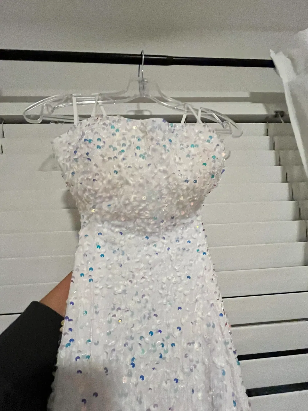 White Sequin Formal Dress image indicator(5)