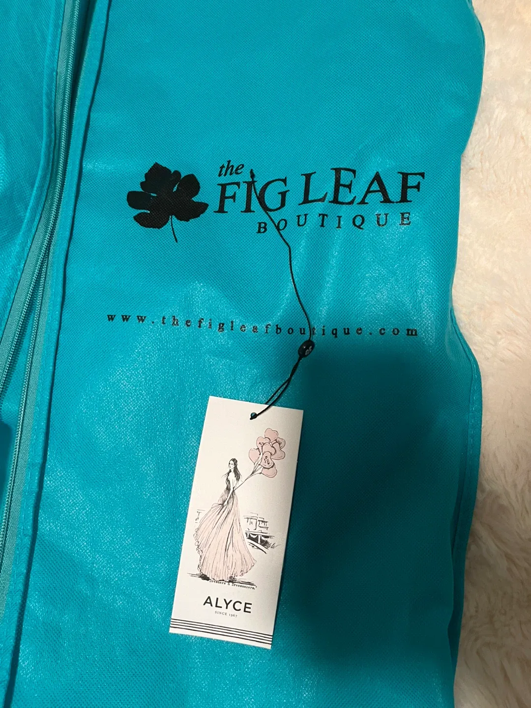 White Sequin Formal Dress image indicator(6)