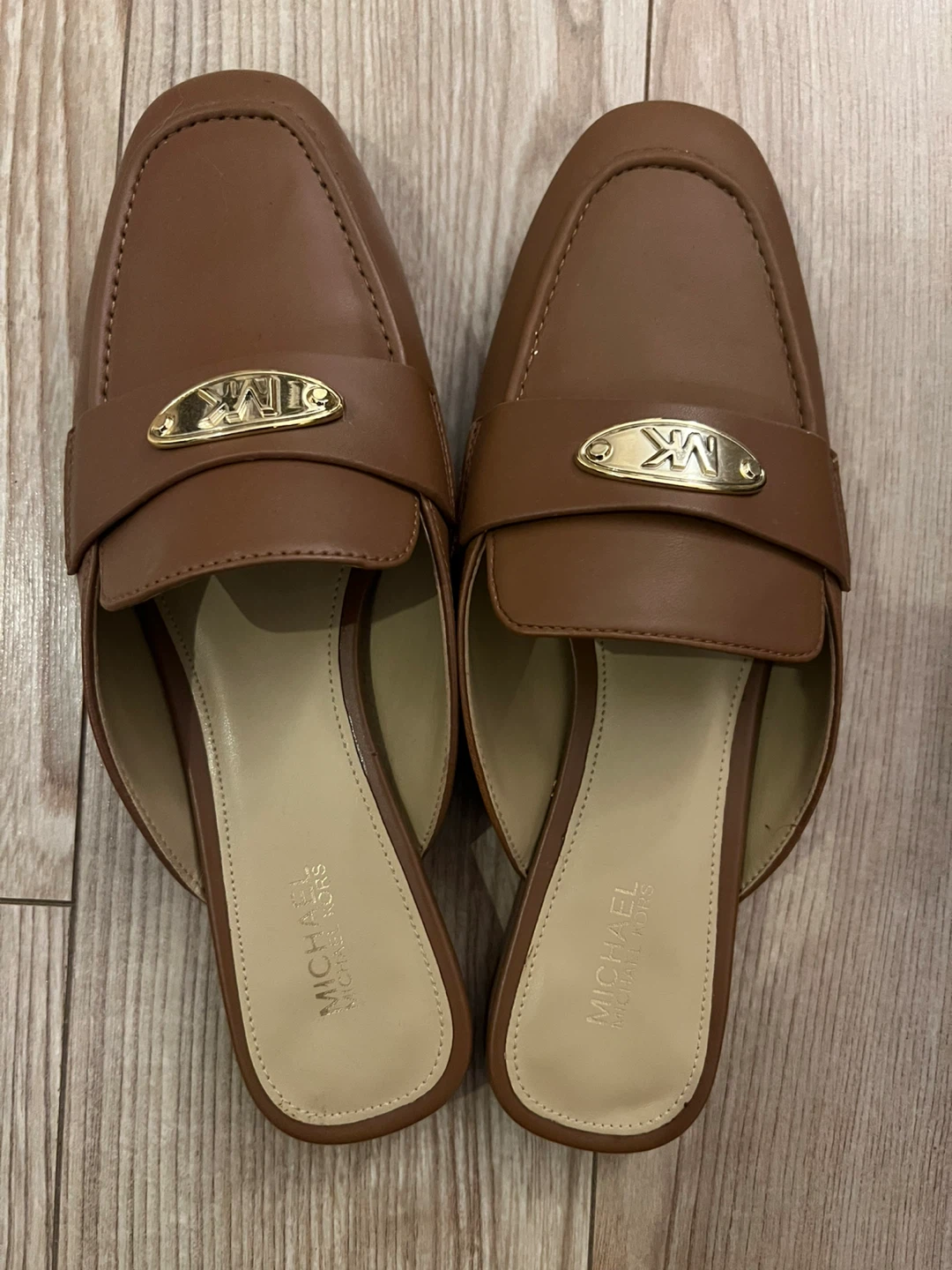 New- Michael Kors Luggage Brown Mules - Size 6