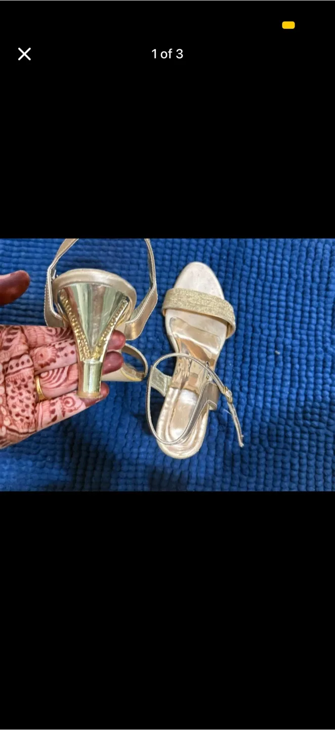 Gold Heels - Size 6-6.5 image indicator(3)