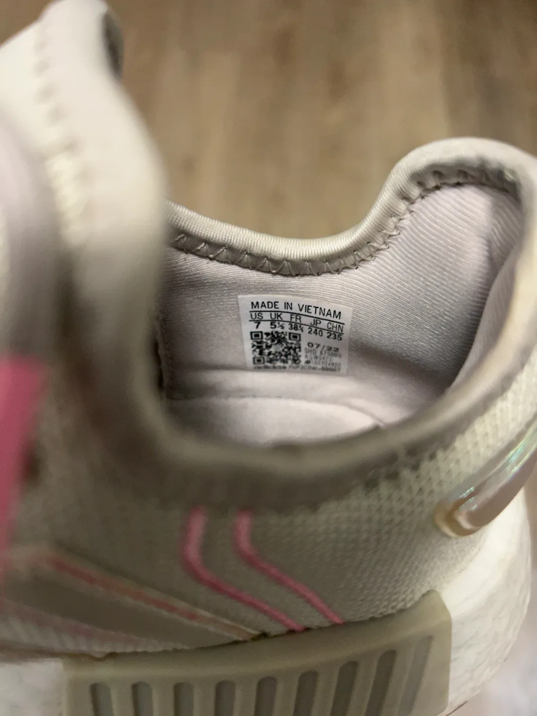 Adidas NMD_R1 Women's Shoes - Size 7US image indicator(4)