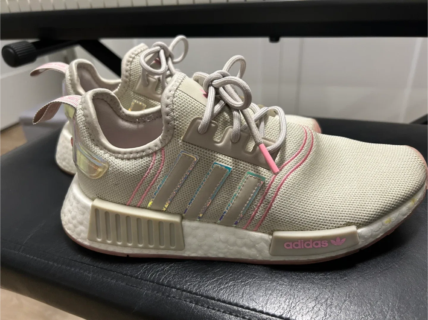 Adidas NMD_R1 Women's Shoes - Size 7US image indicator(3)