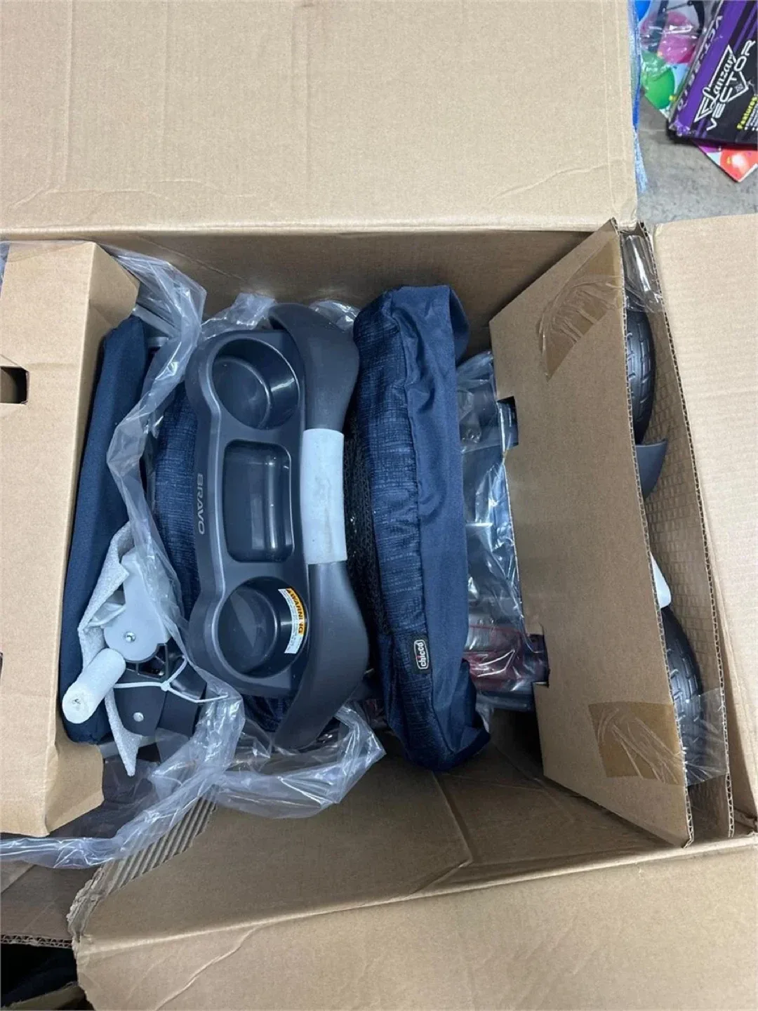 Chicco Bravo 3-in-1 Travel System image indicator(6)