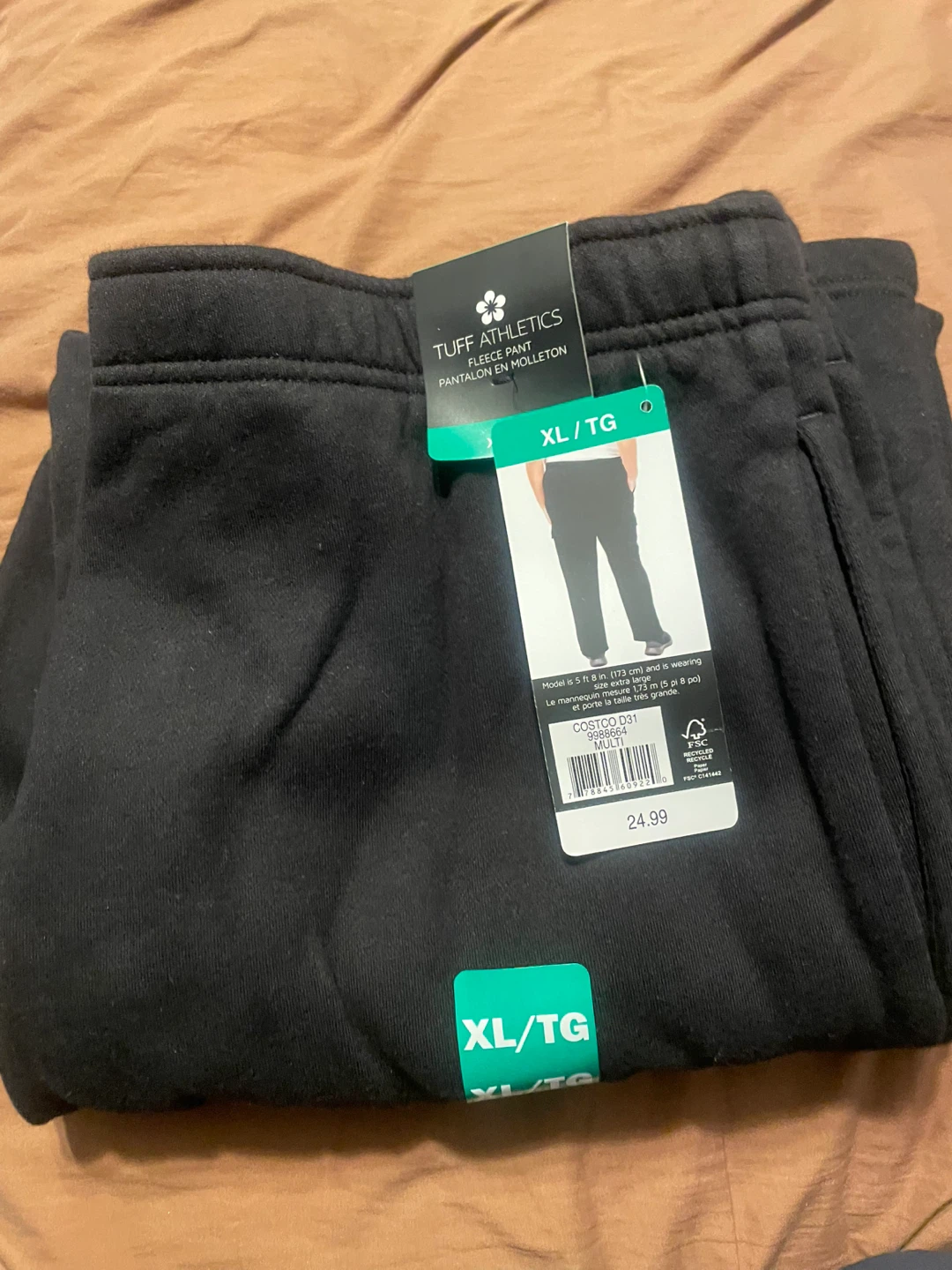 Two pairs of Aritzia dup cargo fleece sweatpants - photo 2