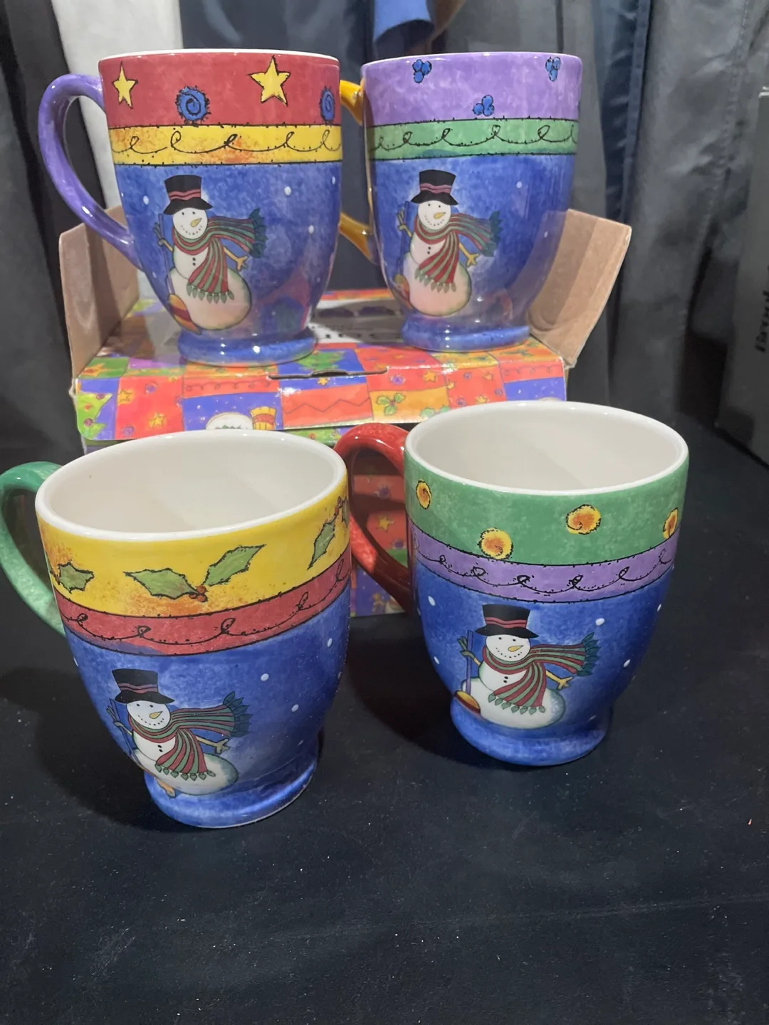 Set of 4 Snowman Christmas Mugs with Box image indicator(5)