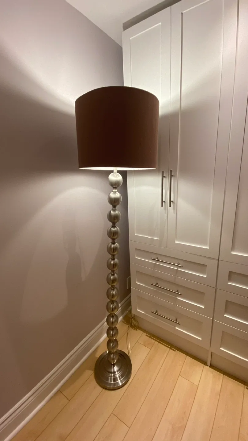 Stylish Silver Floor Lamp with Brown Shade image indicator(2)