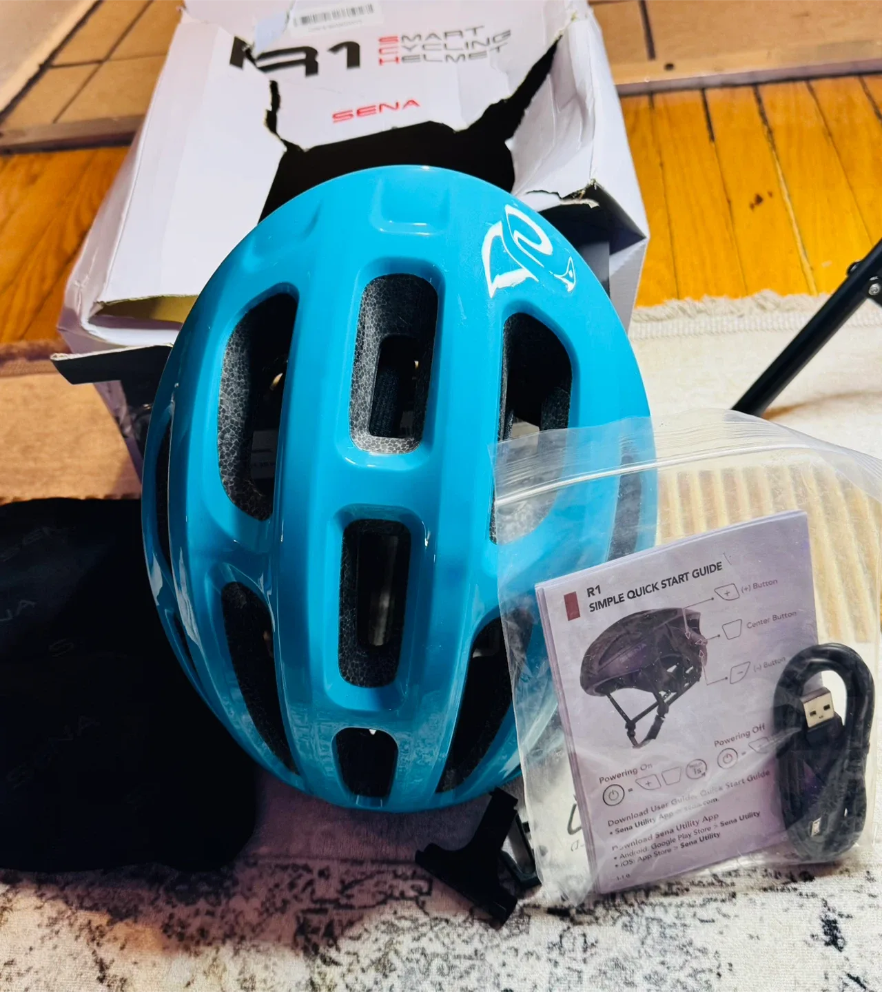 Sena R1 Smart Cycling Helmet - Size 55-59cm image indicator(2)