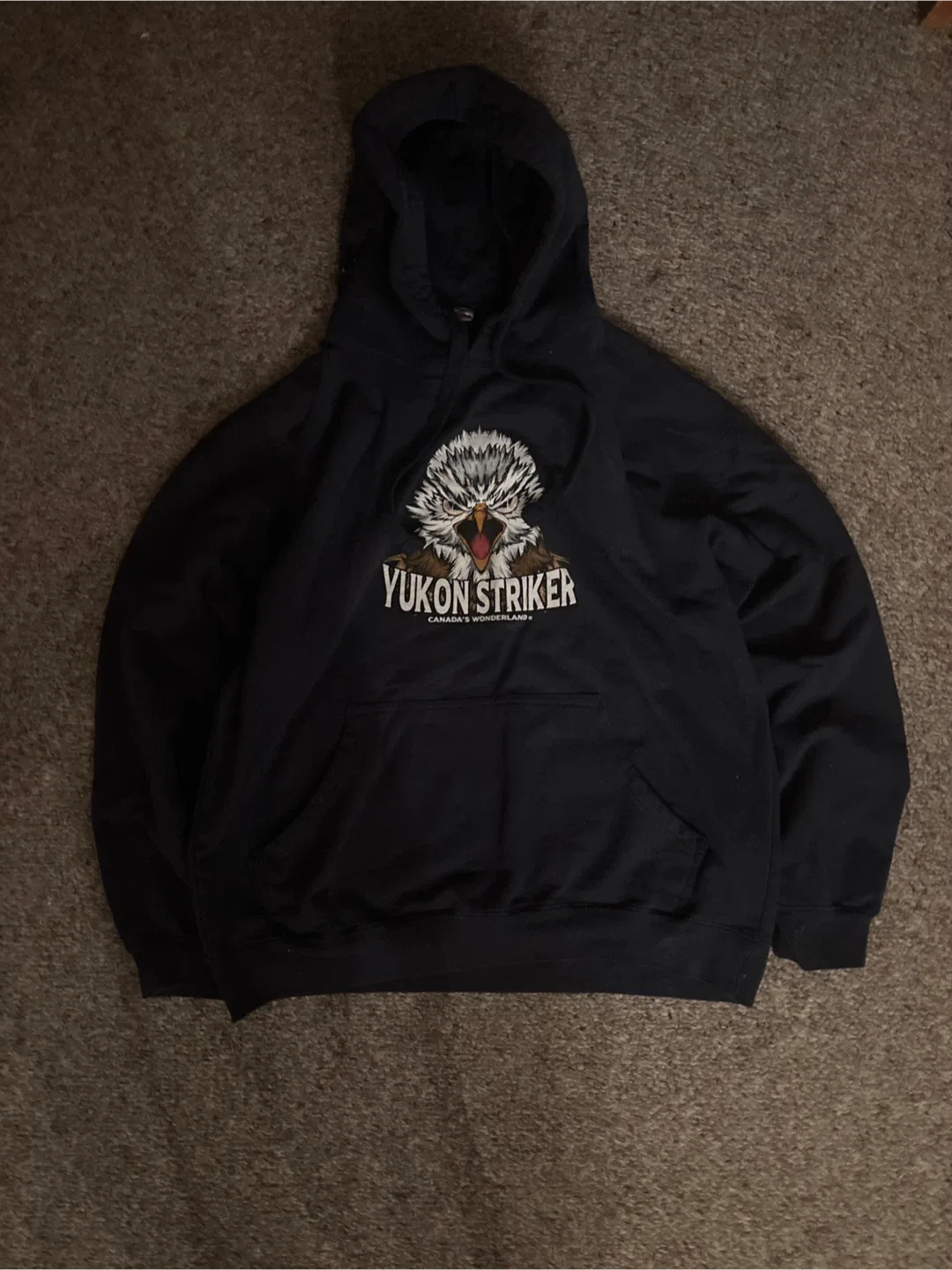 Canada’s Wonderland Yukon Striker Hoodie - Navy