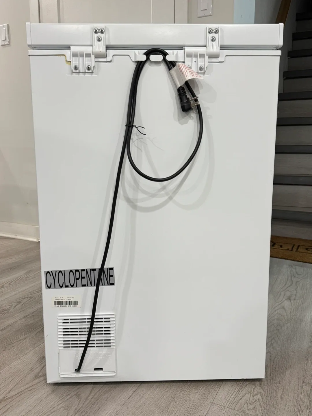 Master Chef Chest Freezer - White image indicator(8)