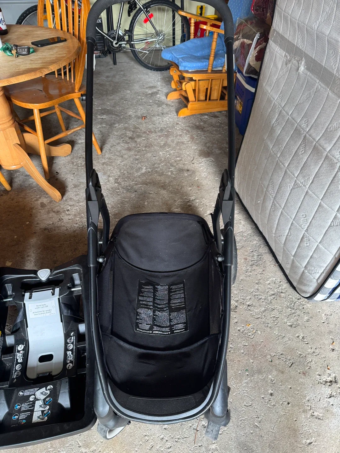 Evenflo LiteMax Infant Car Seat & Stroller image indicator(2)