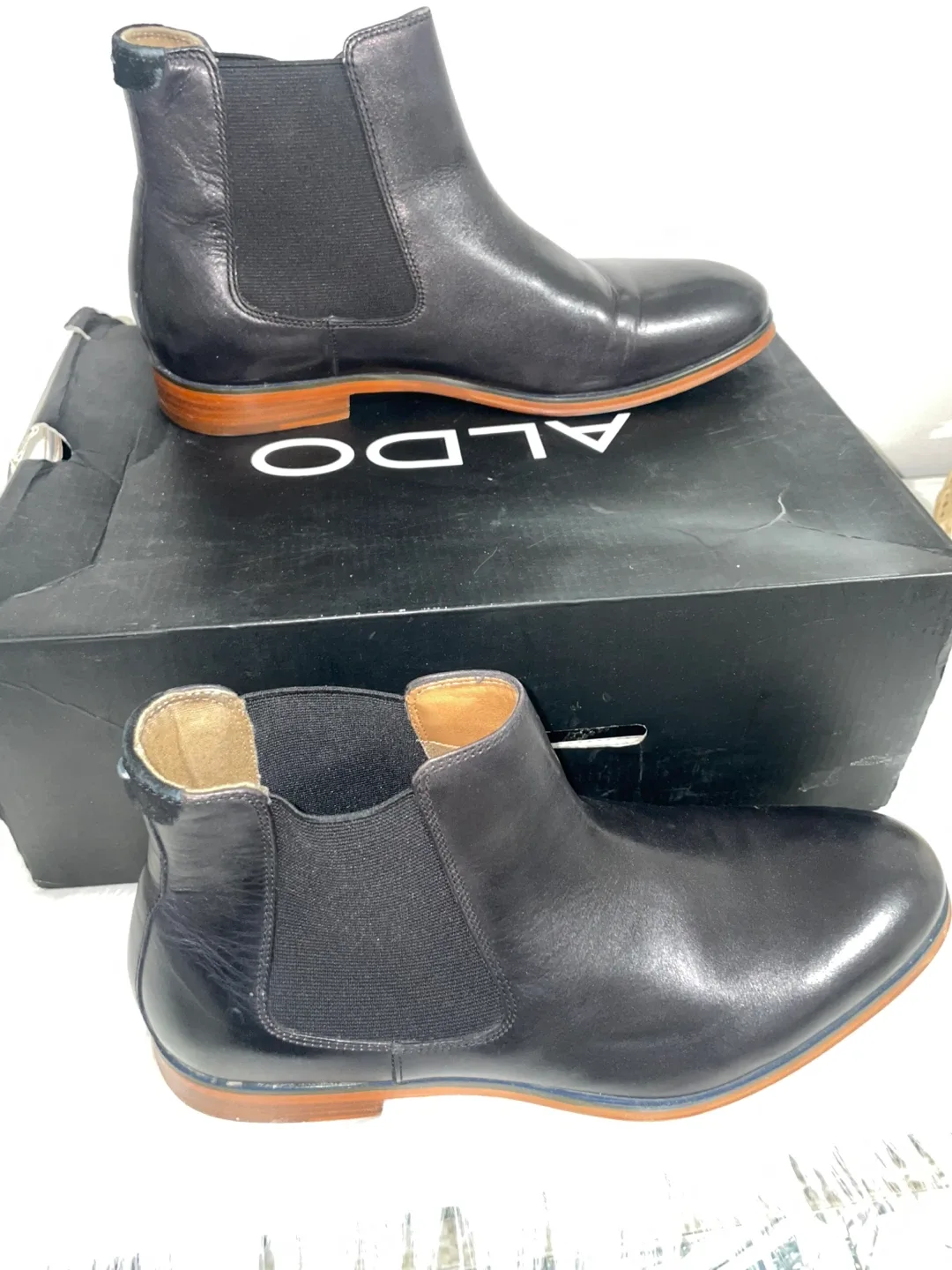 ALDO Black Leather Chelsea Boots image indicator(4)