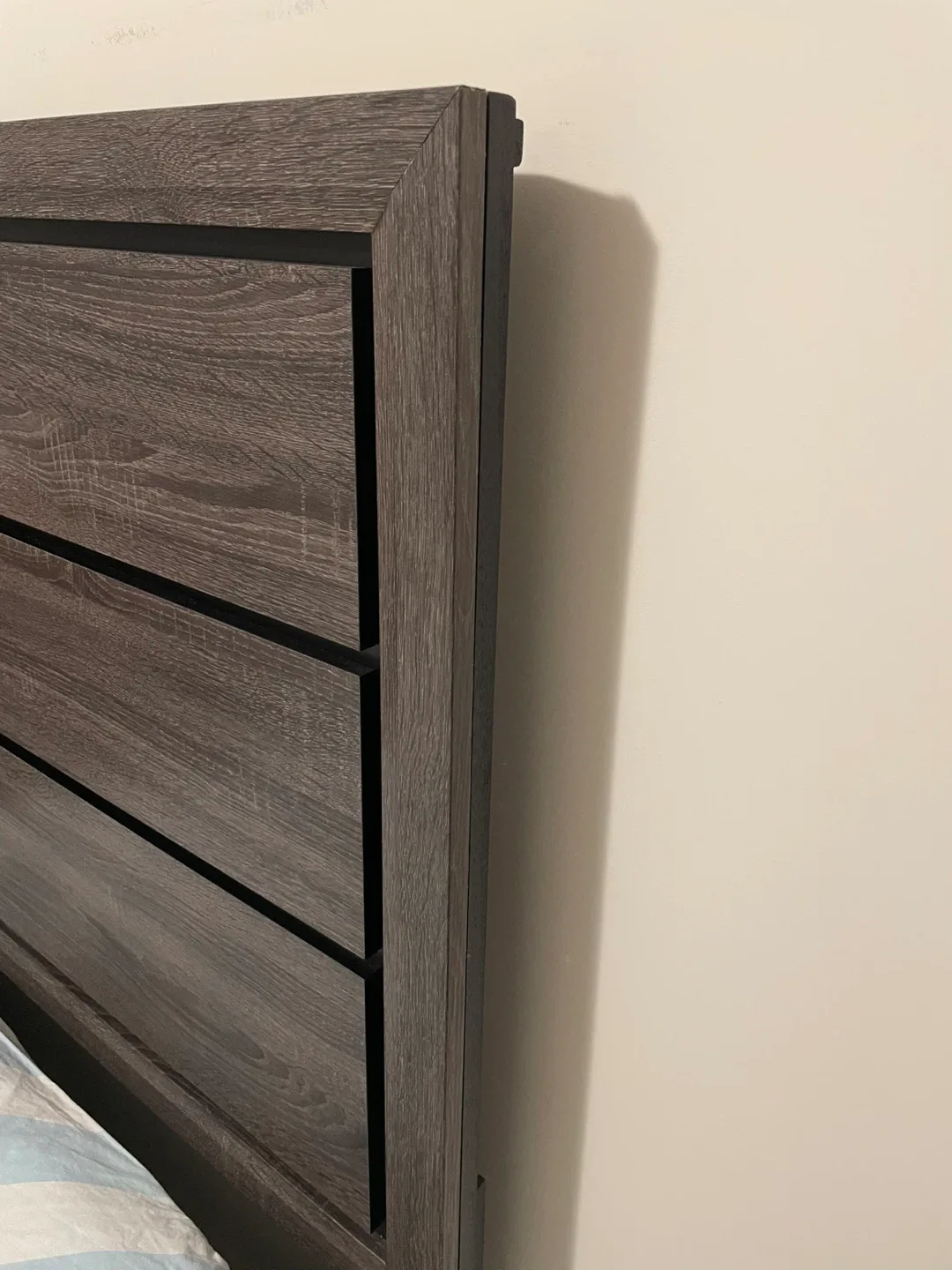 Queen Size Bed Frame - Grey Wood and Box. image indicator(3)