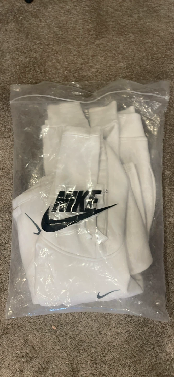 Nike White Hoodie & Sweatpants Set - photo 2