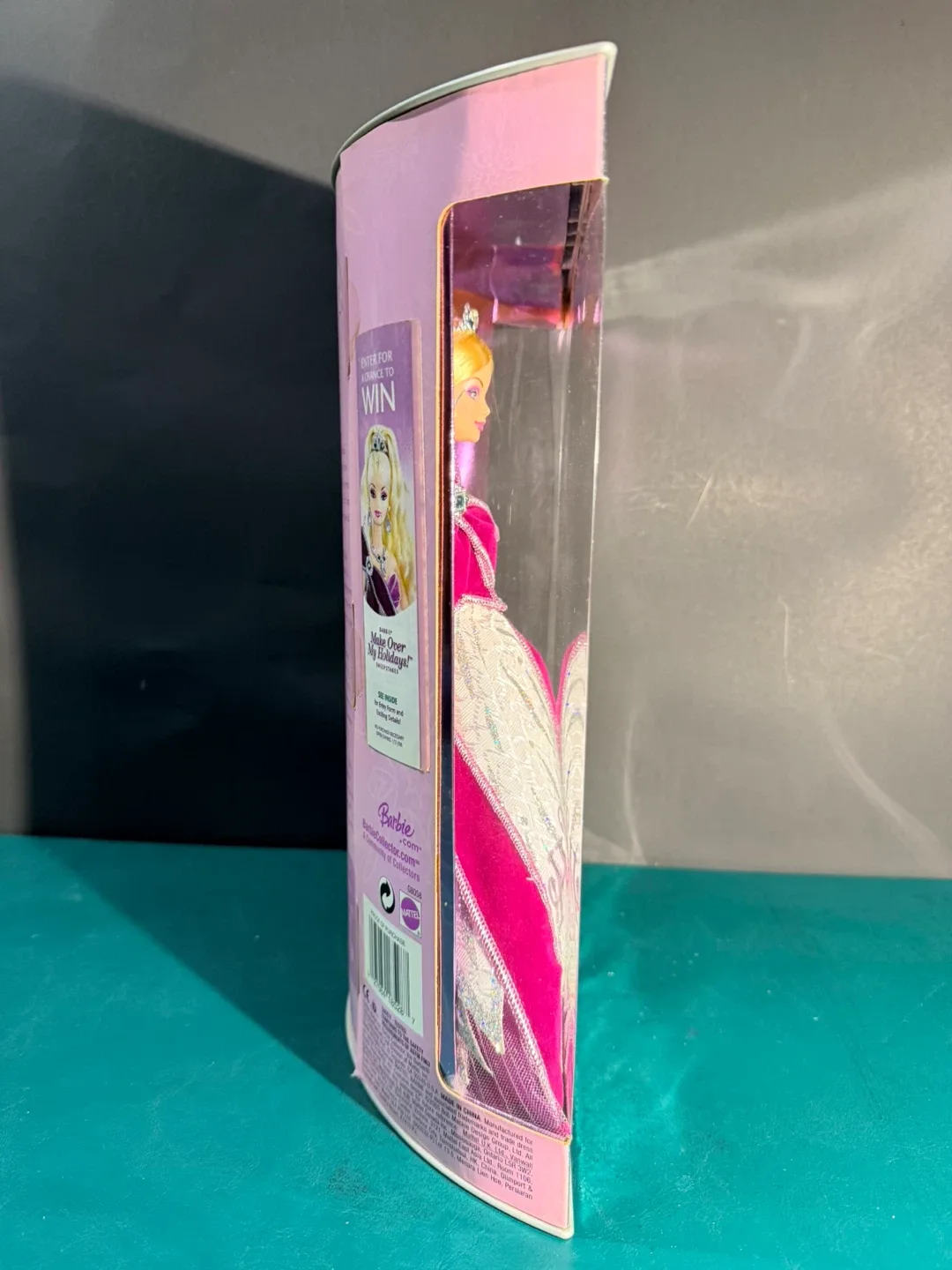 2005 Holiday Barbie by Bob Mackie - New in Box image indicator(5)