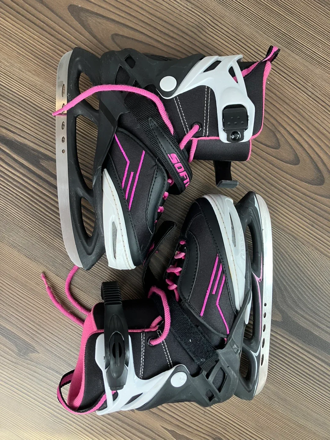Softec Girls Ice Skates - Size 1 US