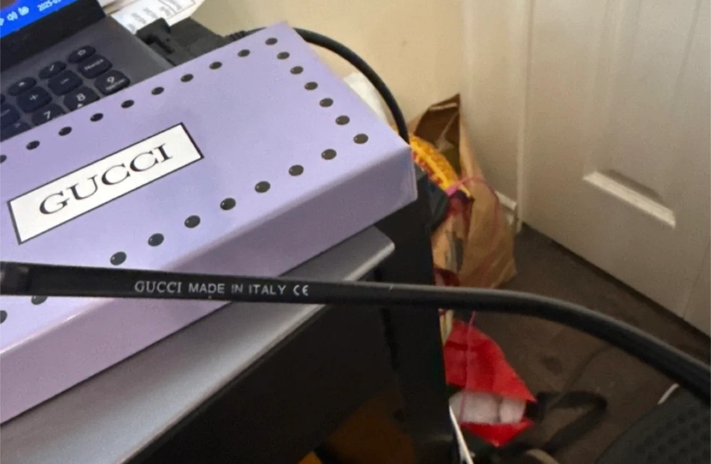 Gucci Sunglasses 1992 59[]18-140 with Box image indicator(5)