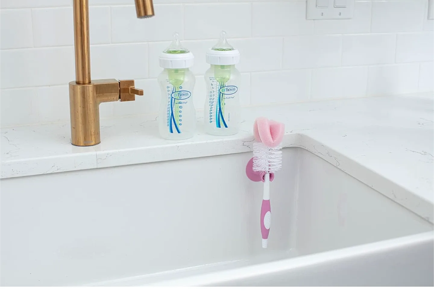 Dr. Brown's Baby Bottle Brush - Pink image indicator(2)