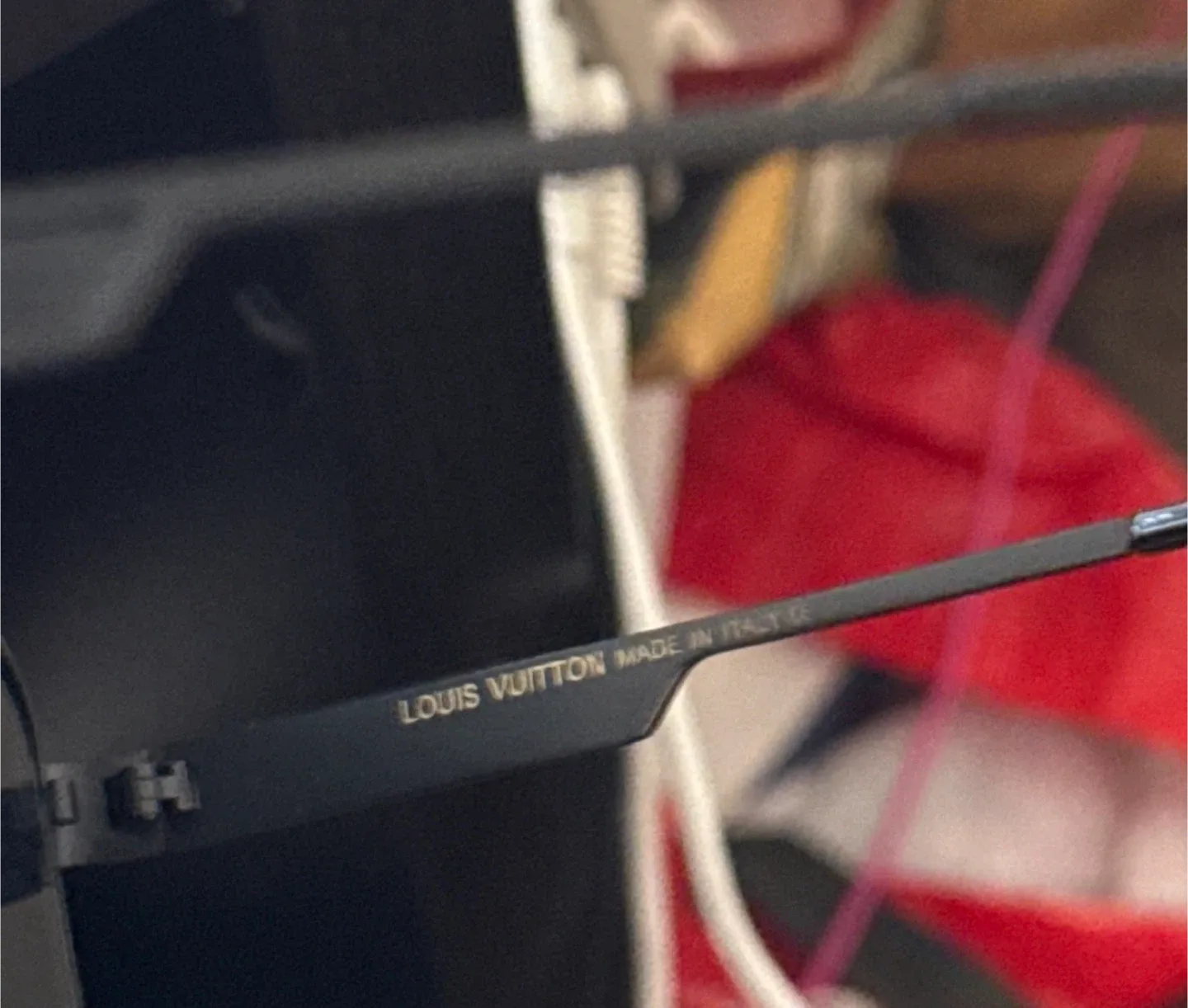 Louis Vuitton Sunglasses - Black image indicator(3)