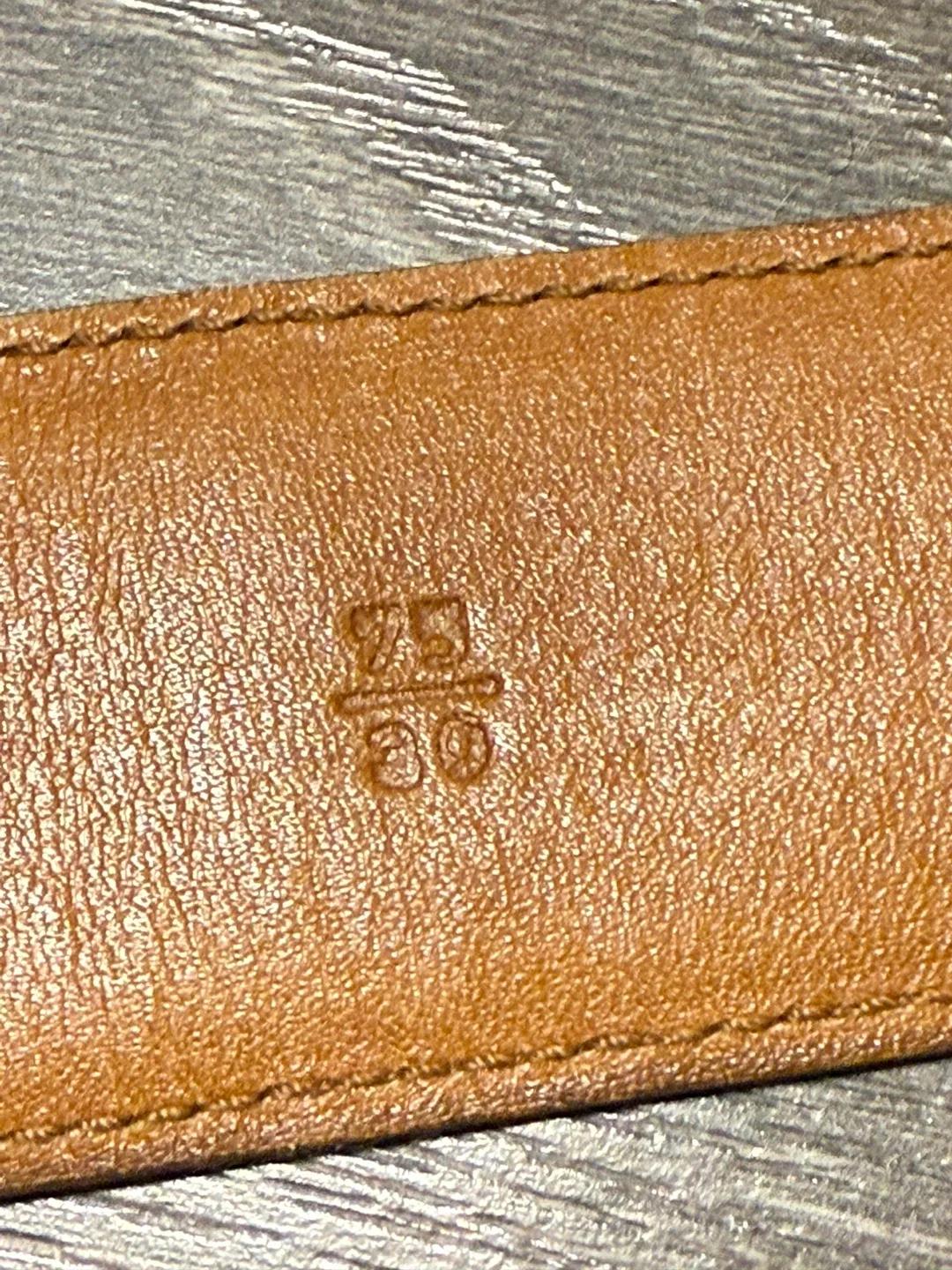 Prada Crocodile Leather Belt Size 75/30 Made in Italy image indicator(5)