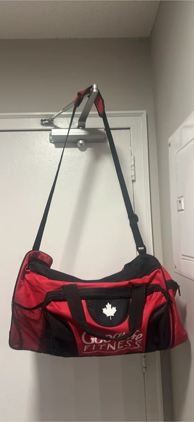 Goodlife Fitness Gym Bag - Red & Black image indicator(2)