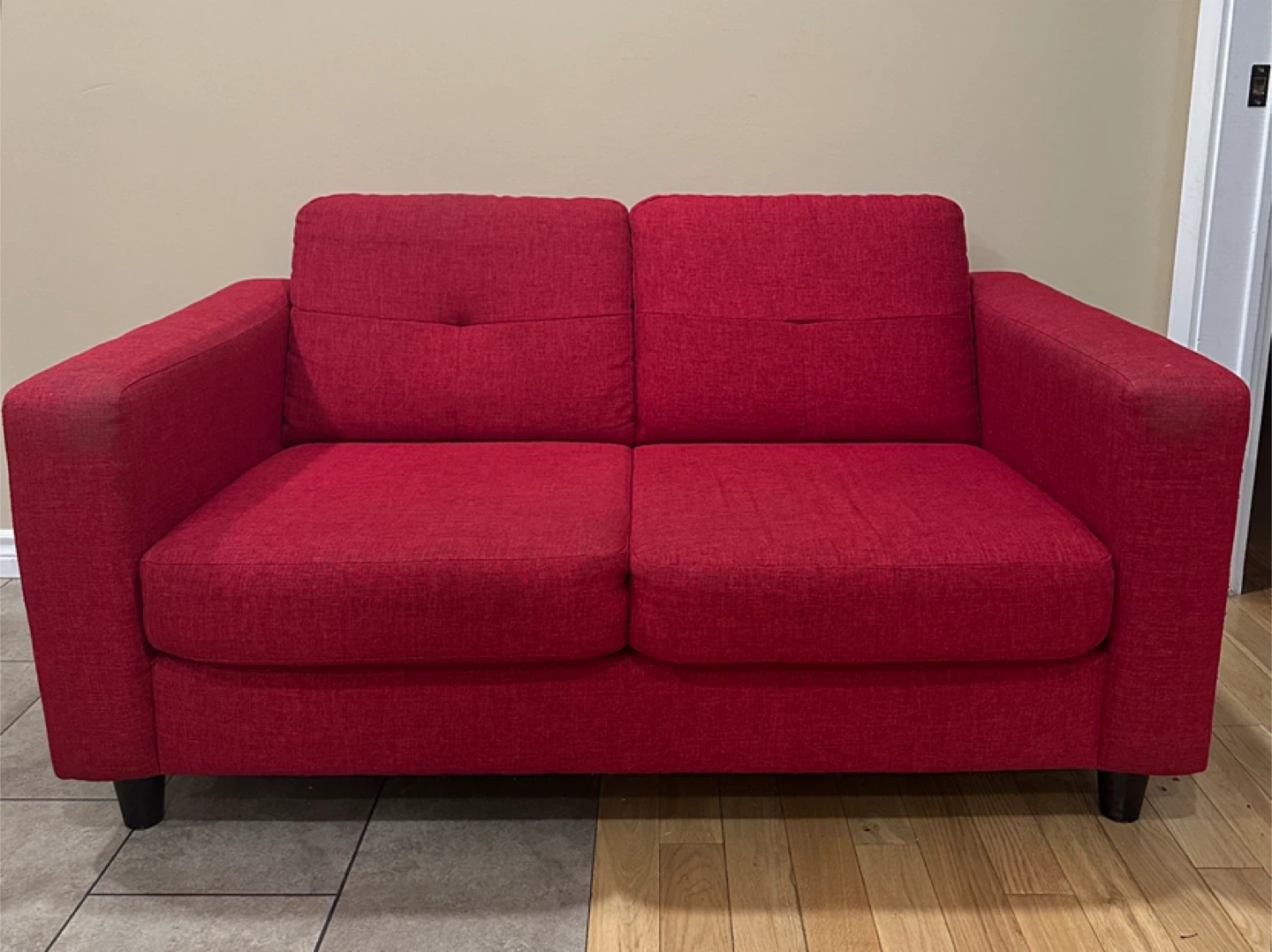 EQ3 Solo Loveseat – Red Fabric (CAN DELIVER)