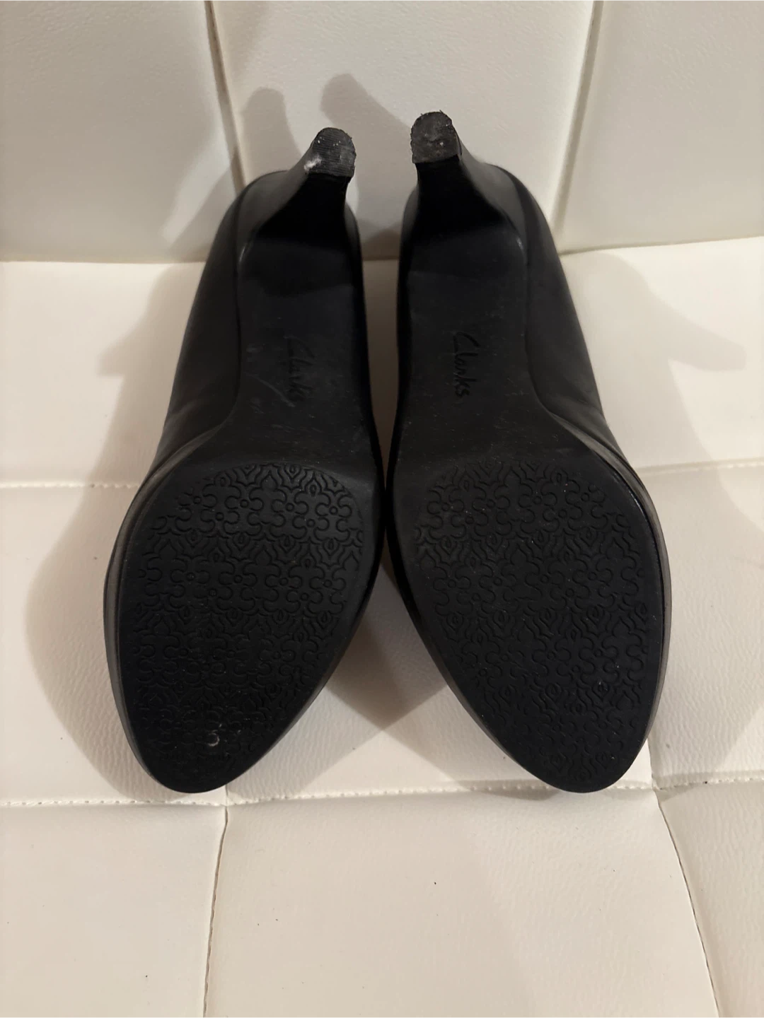 Clarks Black Leather Heels - photo 3