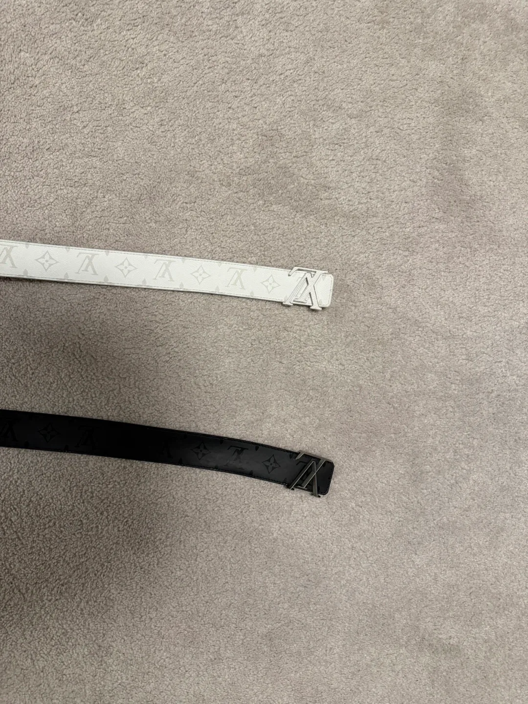 Louis Vuitton Belts - Black & White