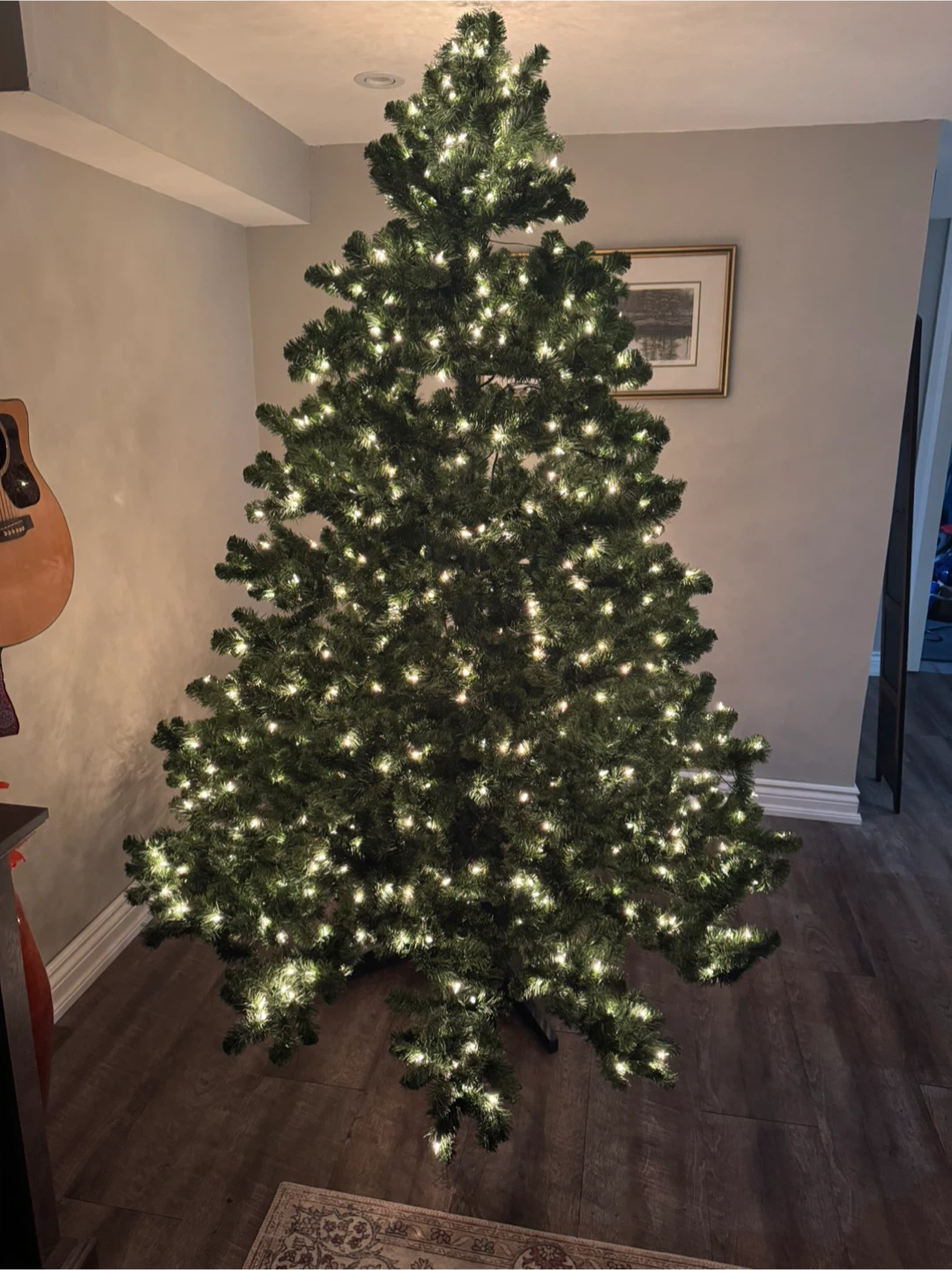 7.5’ Pre-lit Artificial Christmas Tree