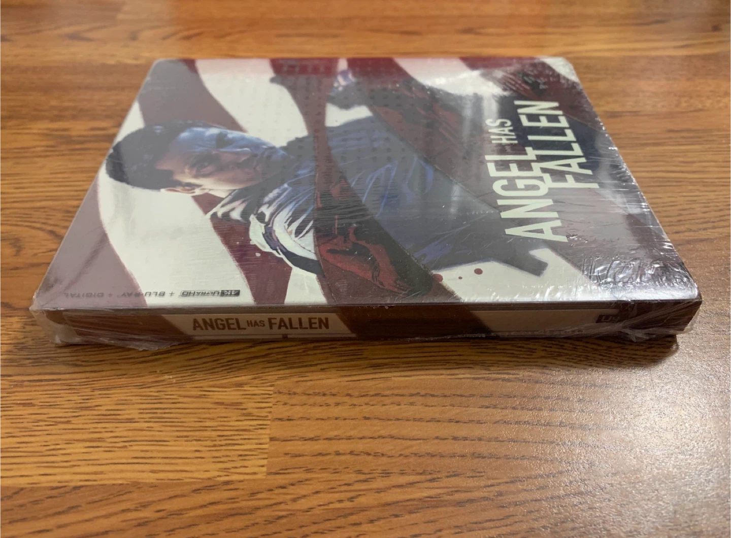 Angel Has Fallen (Walmart Exclusive) 4K UHD Blu-ray Combo Pack - photo 4