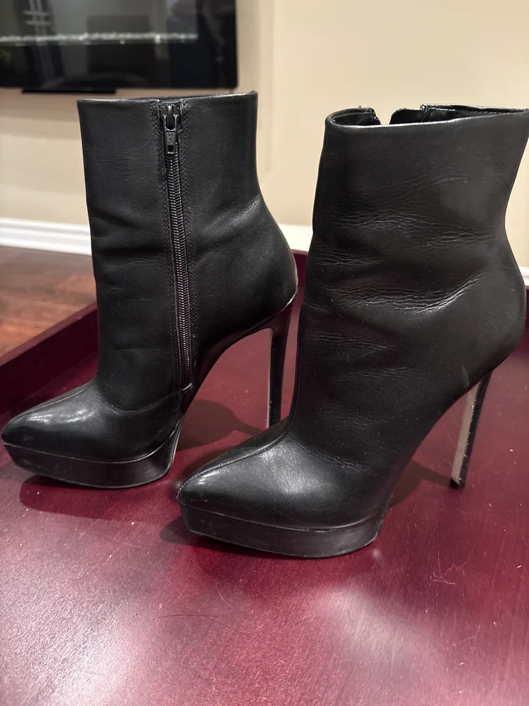 Steve Madden Black Leather High Heel Ankle Boots image indicator(2)