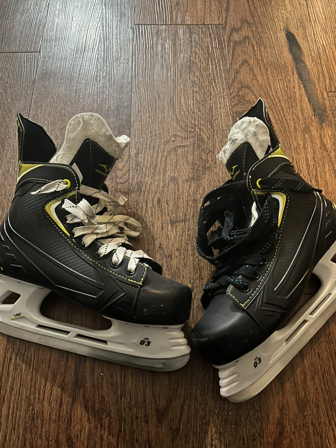 Viceroy Hockey Skates - Size 8