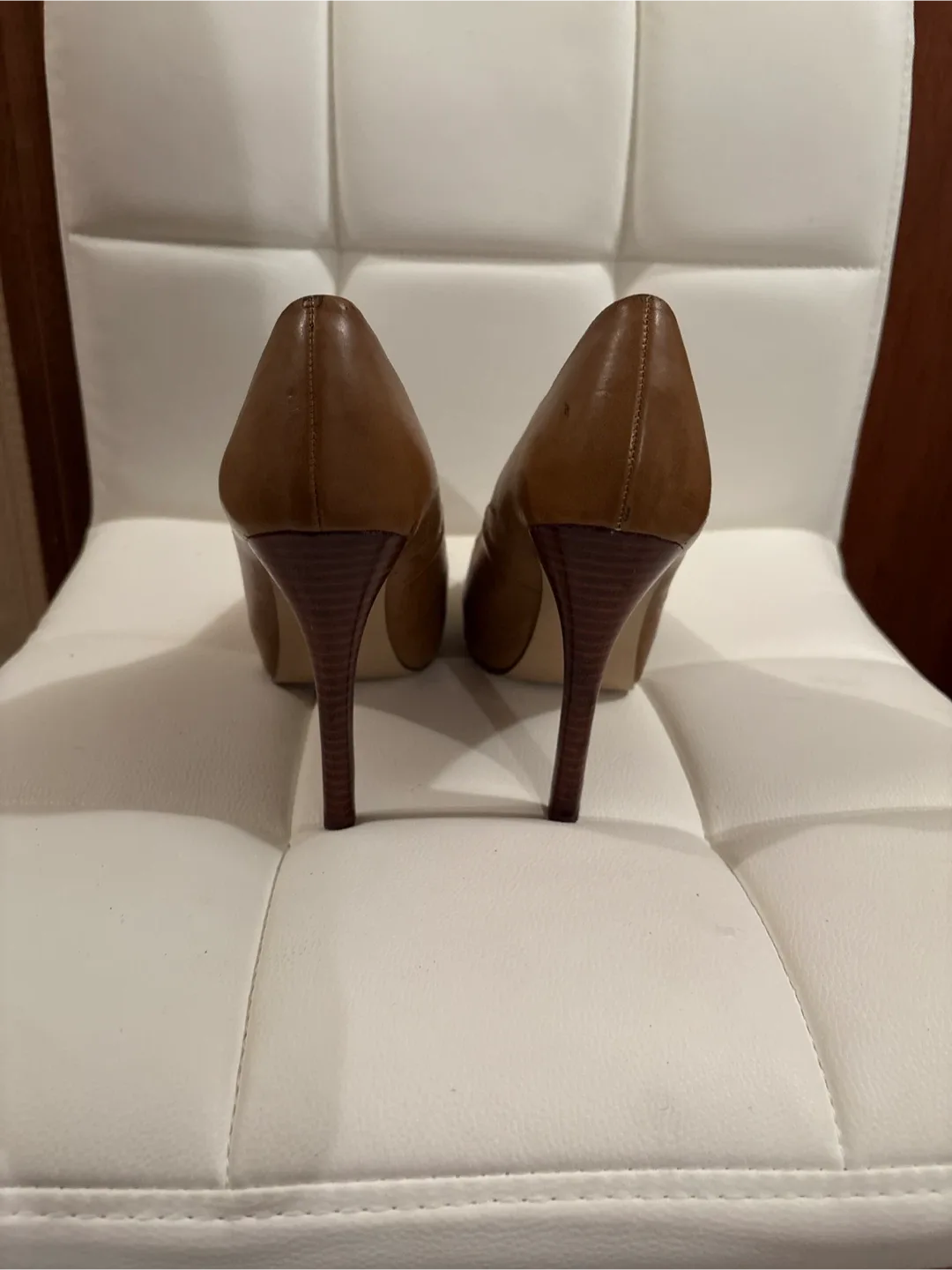 Guess light Brown Peep-Toe Heels image indicator(3)